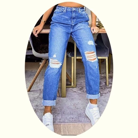 ASOS Urban Bliss Women’s Midwash Blue Mom Jean with rips Size 2 - Picture 12 of 12